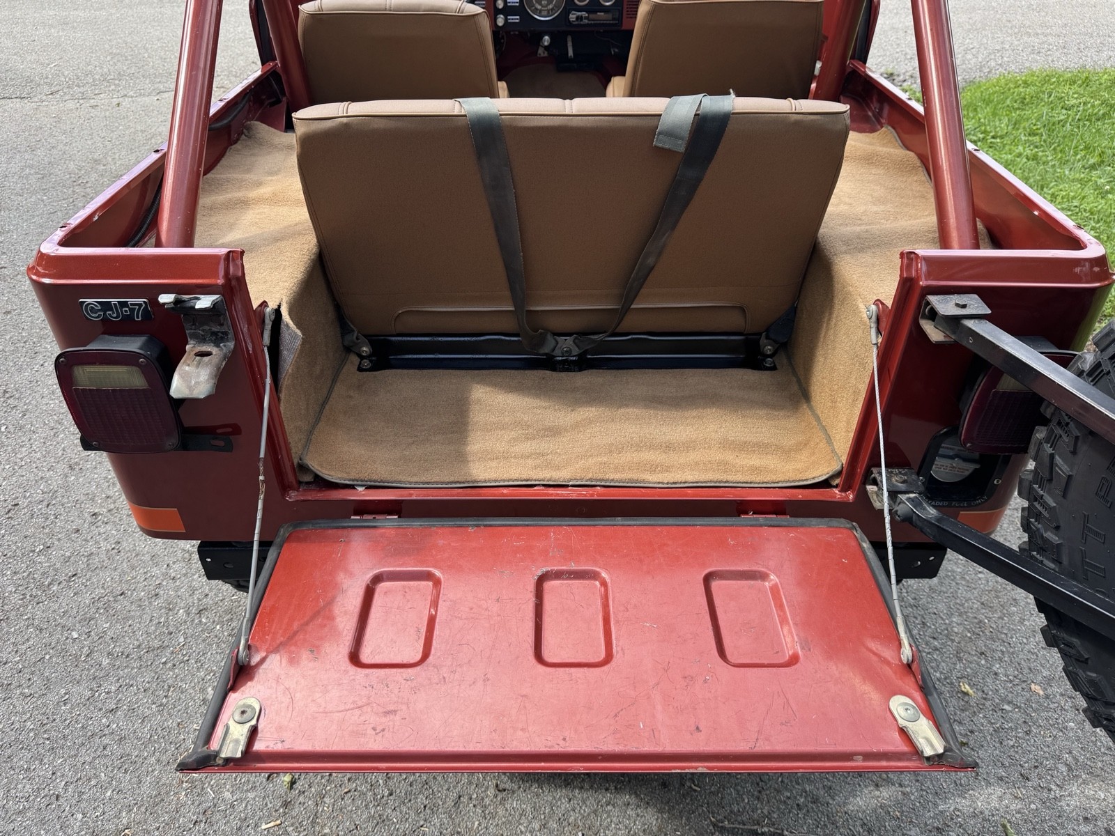 Jeep-CJ-7-1979-SUV-31