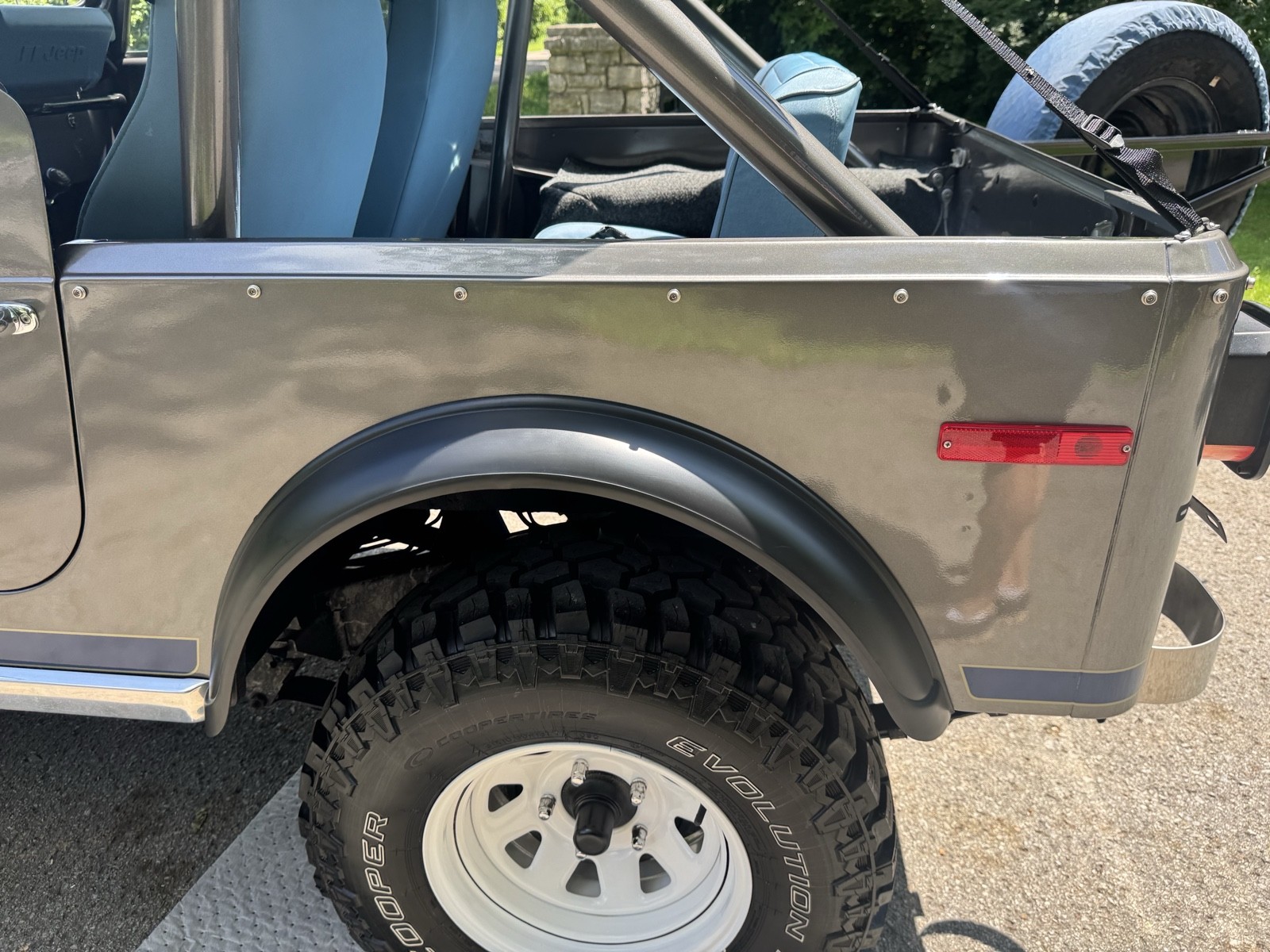 Jeep-CJ-7-1980-13