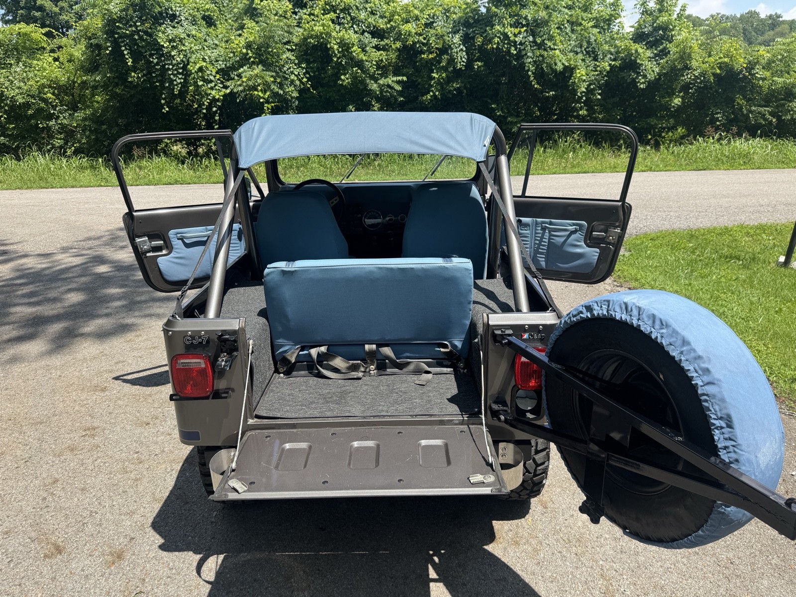 Jeep-CJ-7-1980-9