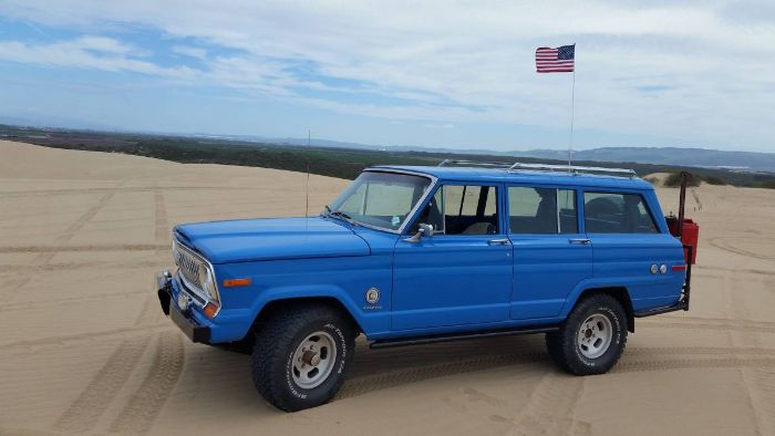 Jeep-Cherokee-1977-Blue-2