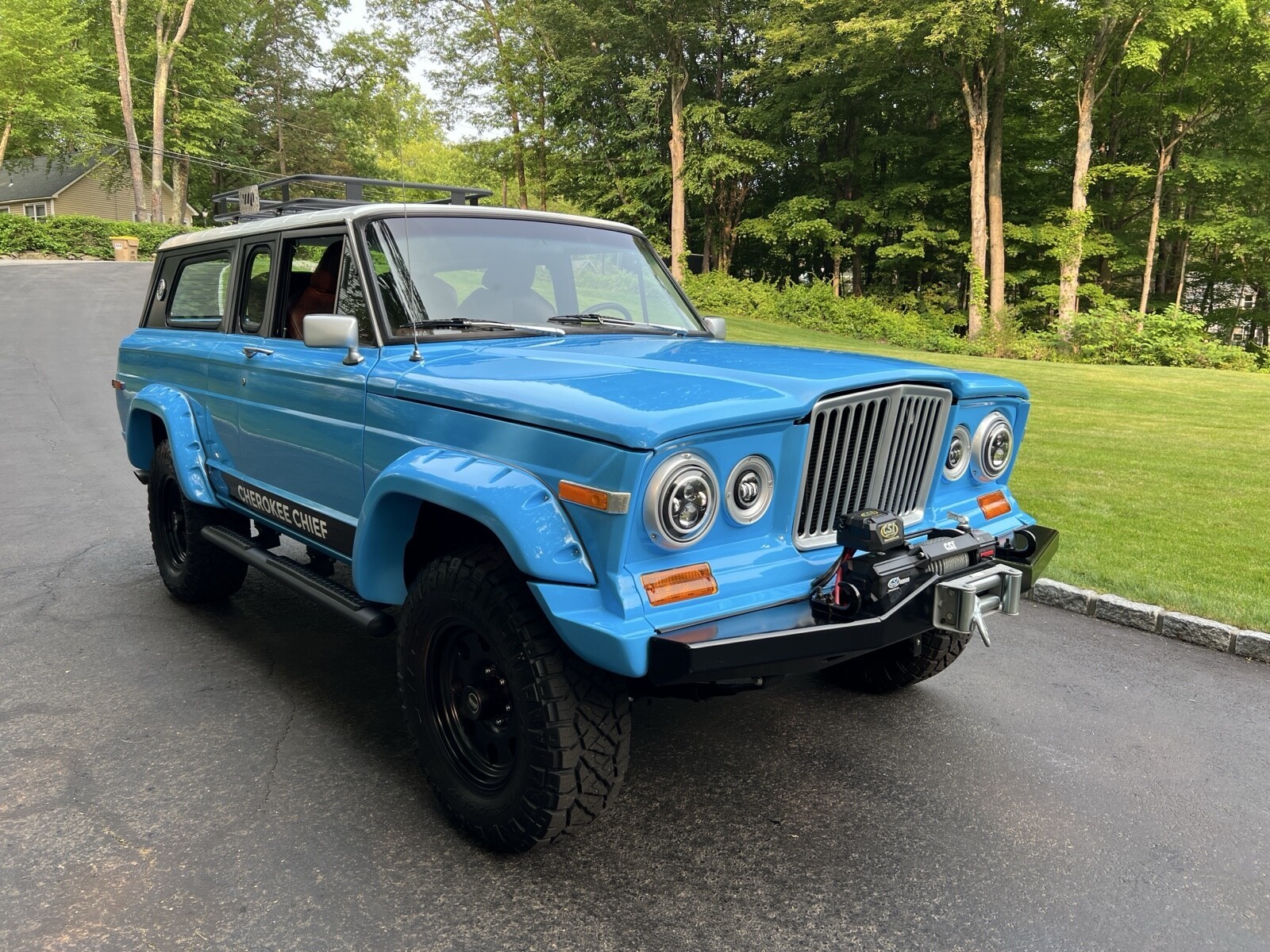 Jeep-Cherokee-1979-SUV-13