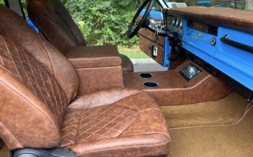 Jeep-Cherokee-1979-SUV-28