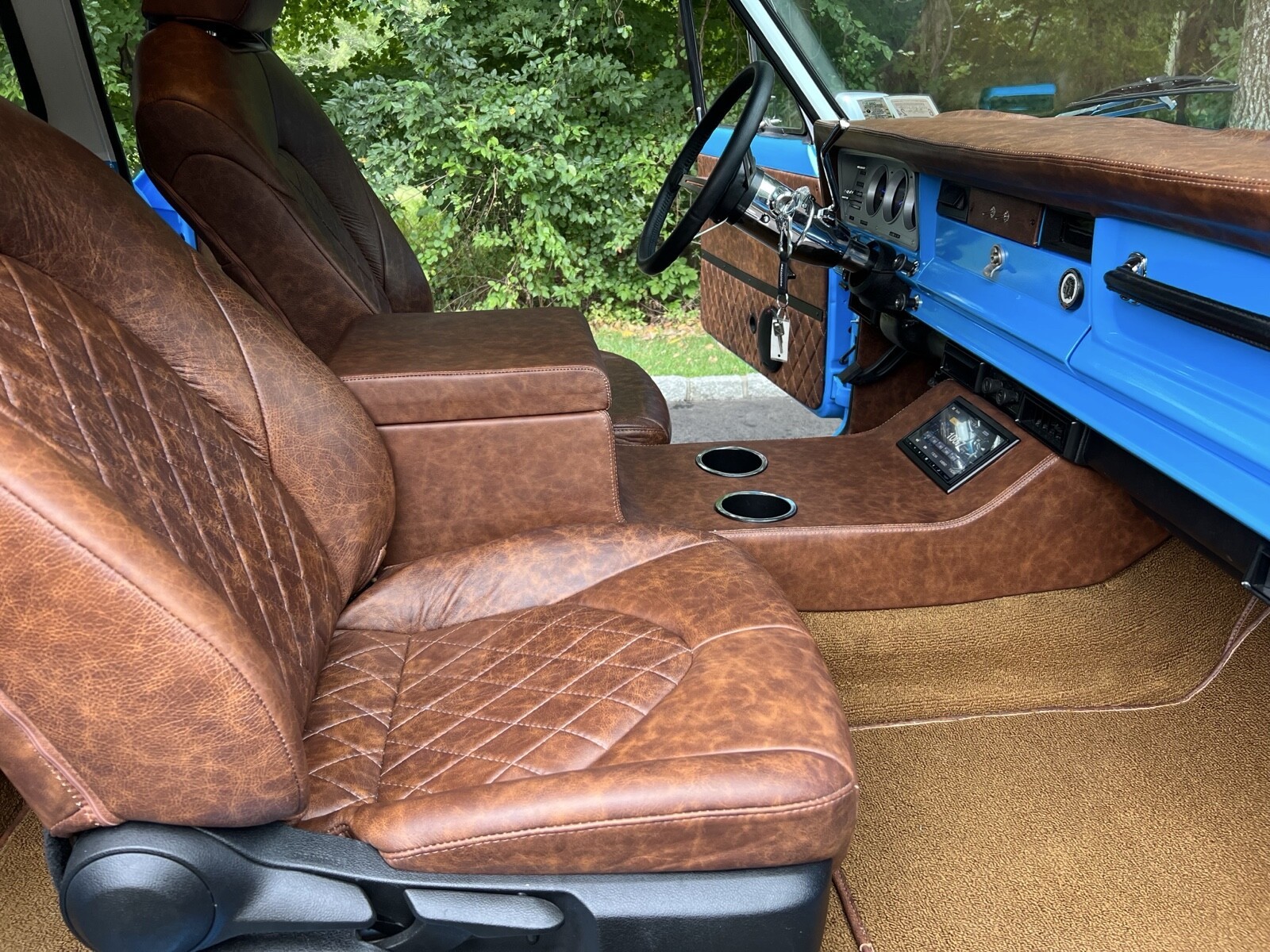 Jeep-Cherokee-1979-SUV-28