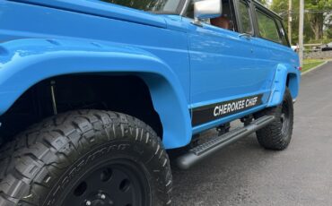 Jeep-Cherokee-1979-SUV-5