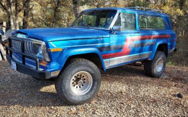 Jeep-Cherokee-1981-SUV-2