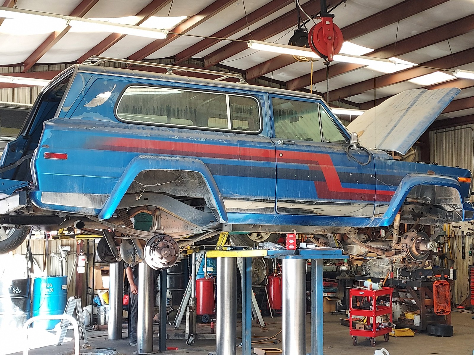 Jeep-Cherokee-1981-SUV-22