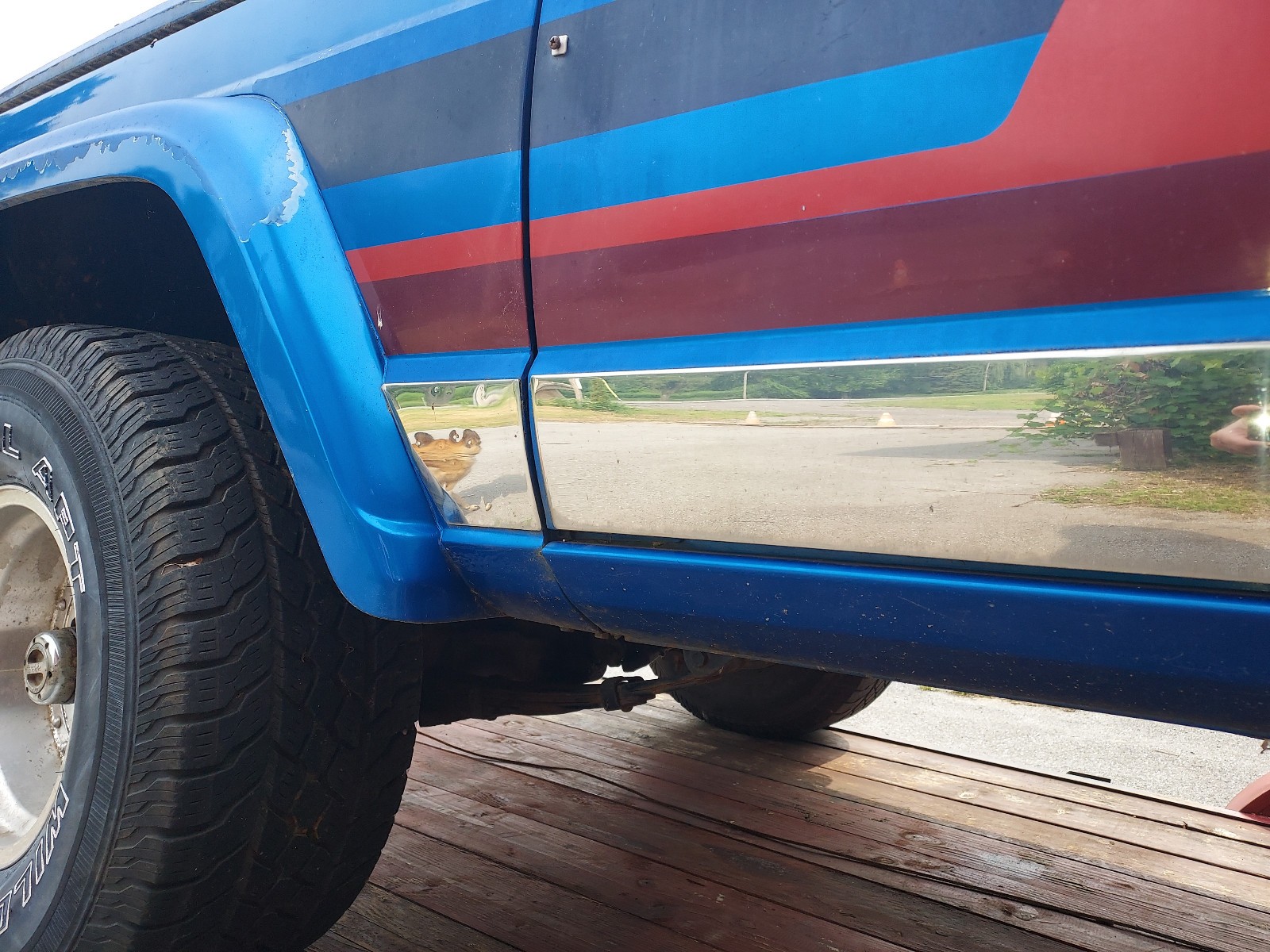Jeep-Cherokee-1981-SUV-35