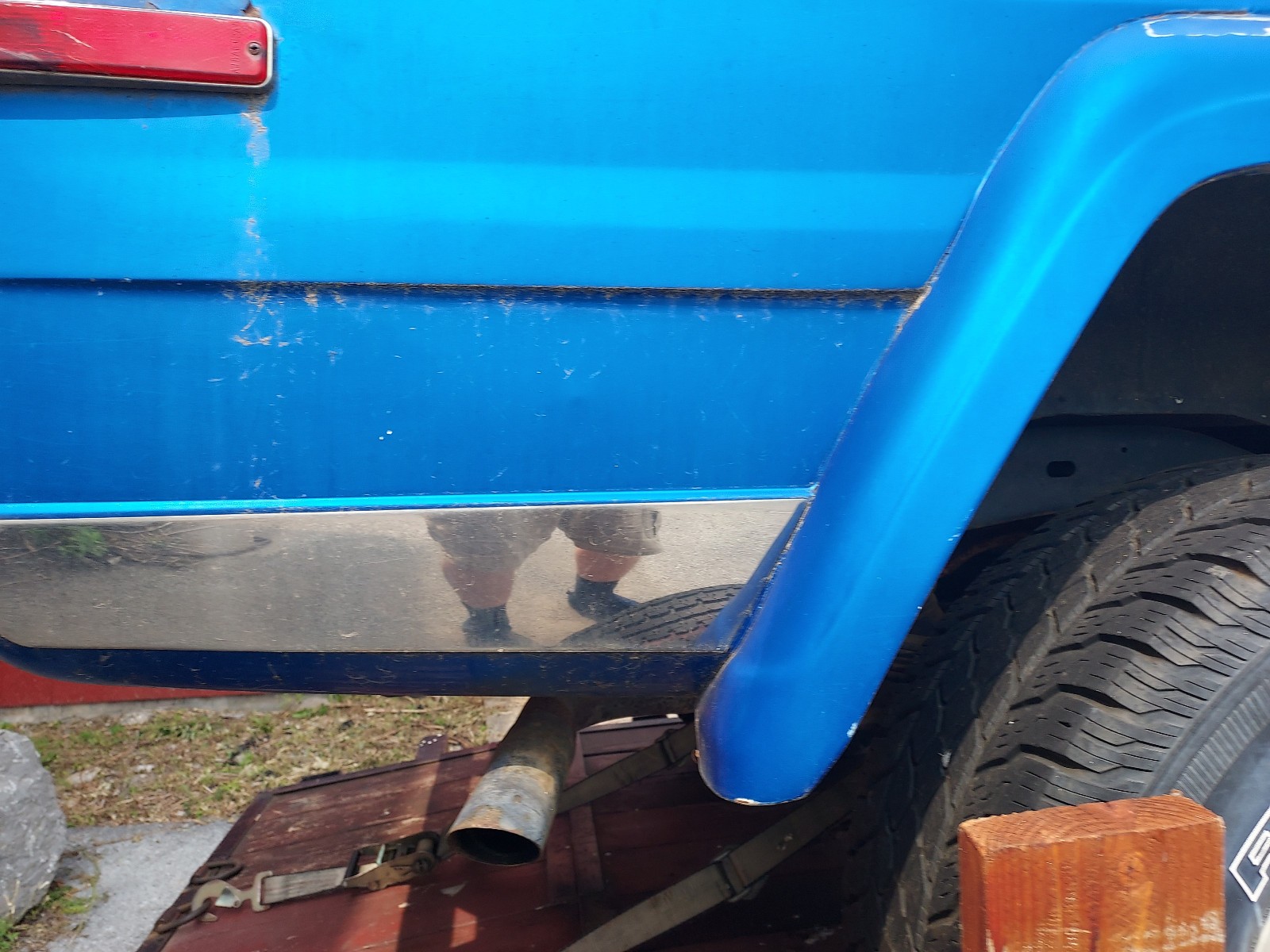 Jeep-Cherokee-1981-SUV-37