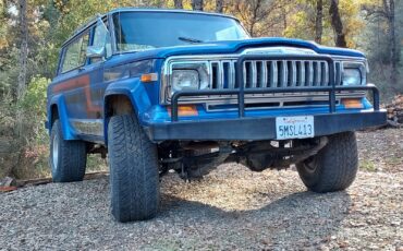 Jeep-Cherokee-1981-SUV-4