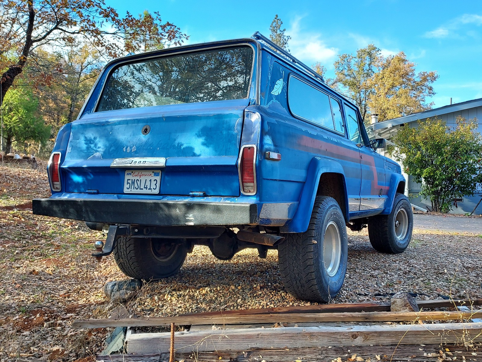 Jeep-Cherokee-1981-SUV-5