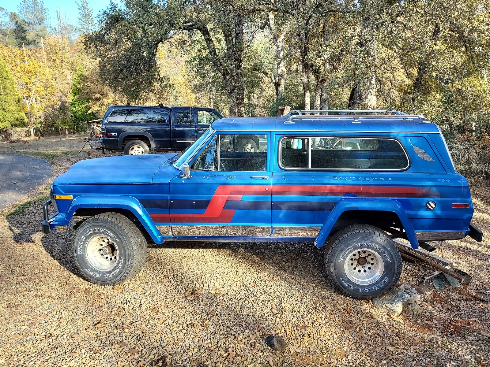 Jeep-Cherokee-1981-SUV-7