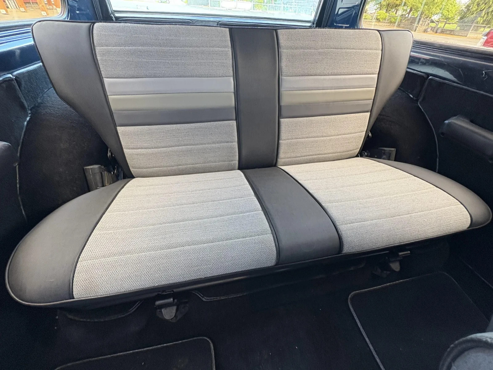 Jeep-Cherokee-1983-SUV-19