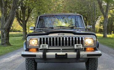 Jeep-Cherokee-1983-SUV-23