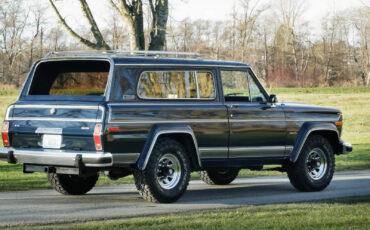Jeep-Cherokee-1983-SUV-4