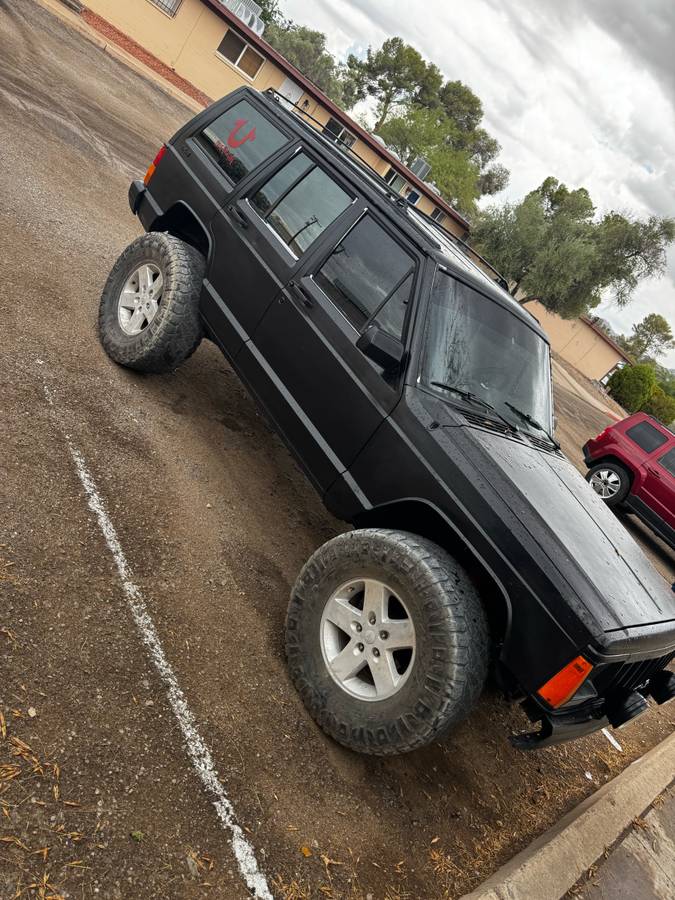 Jeep-Cherokee-1988-5