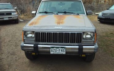 Jeep-Cherokee-1990-grey