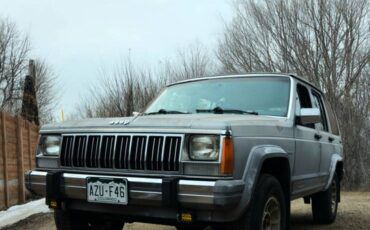 Jeep-Cherokee-1990-grey-3