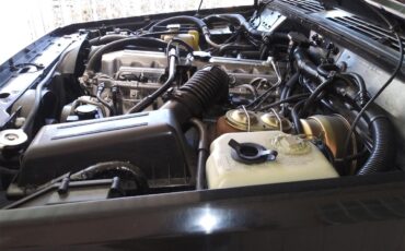 Jeep-Cherokee-1991-Black-Brown-2