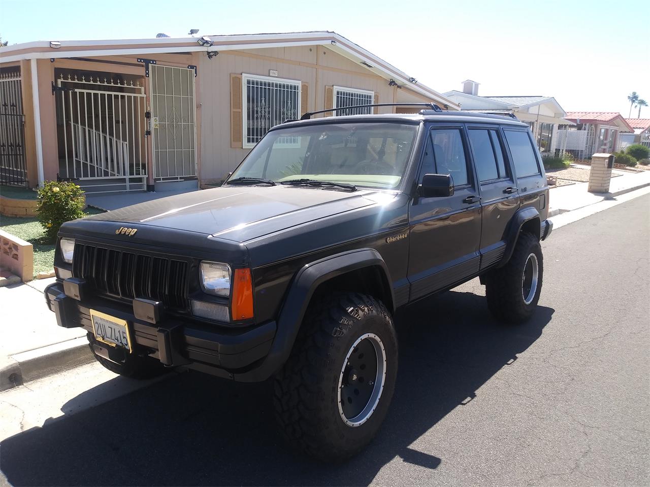 Jeep-Cherokee-1991-Black-Brown-27