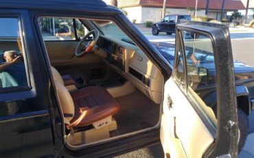 Jeep-Cherokee-1991-Black-Brown-28