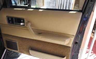 Jeep-Cherokee-1991-Black-Brown-31