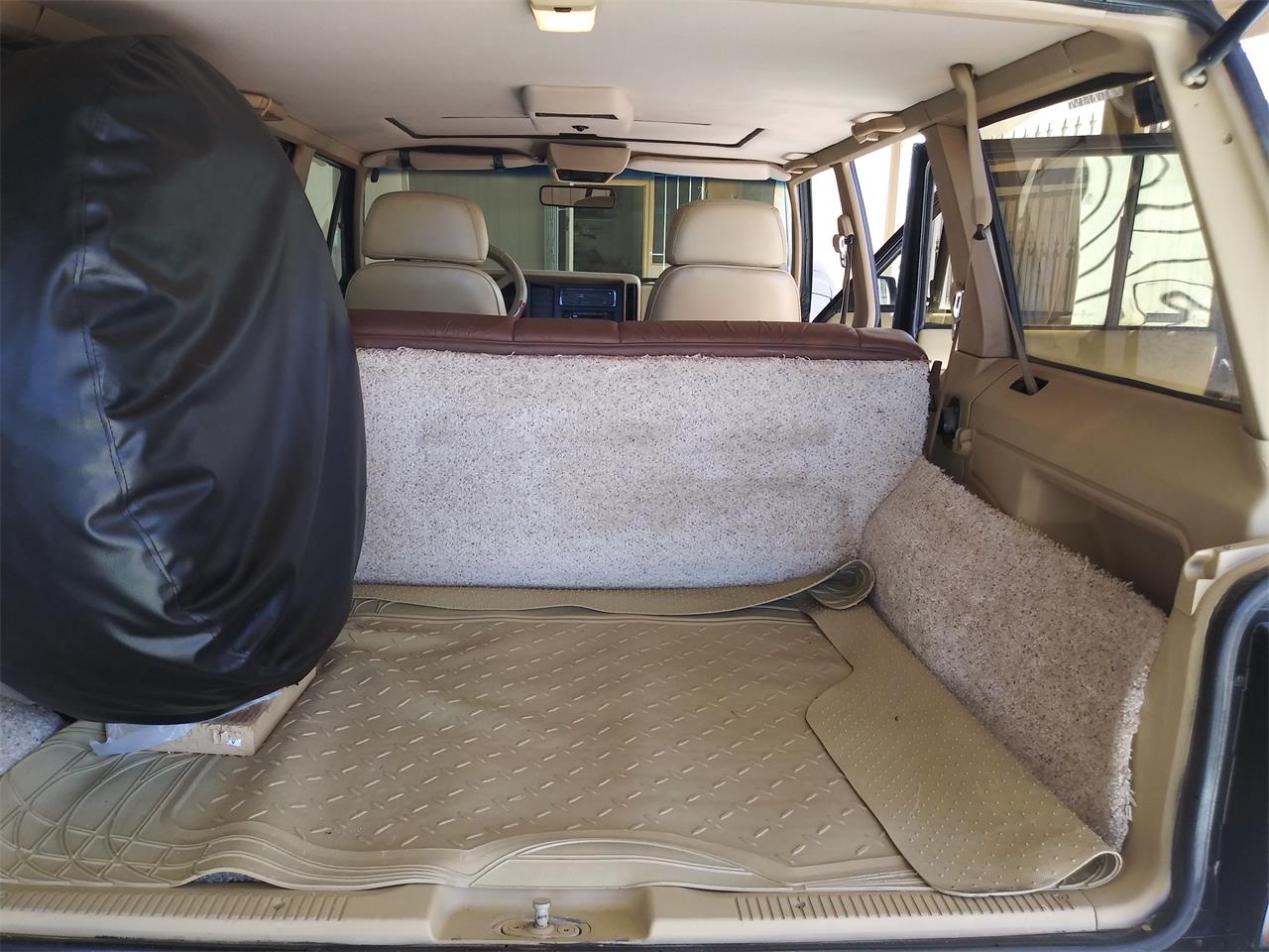 Jeep-Cherokee-1991-Black-Brown-32