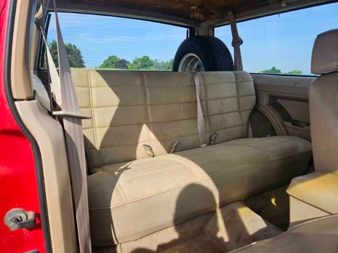 Jeep-Cherokee-1992-Red-Tan-16