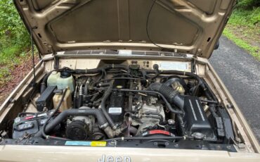 Jeep-Cherokee-1994-SUV-11