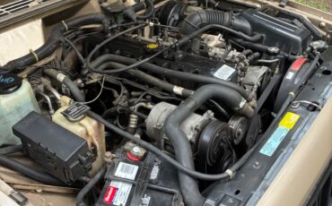 Jeep-Cherokee-1994-SUV-13