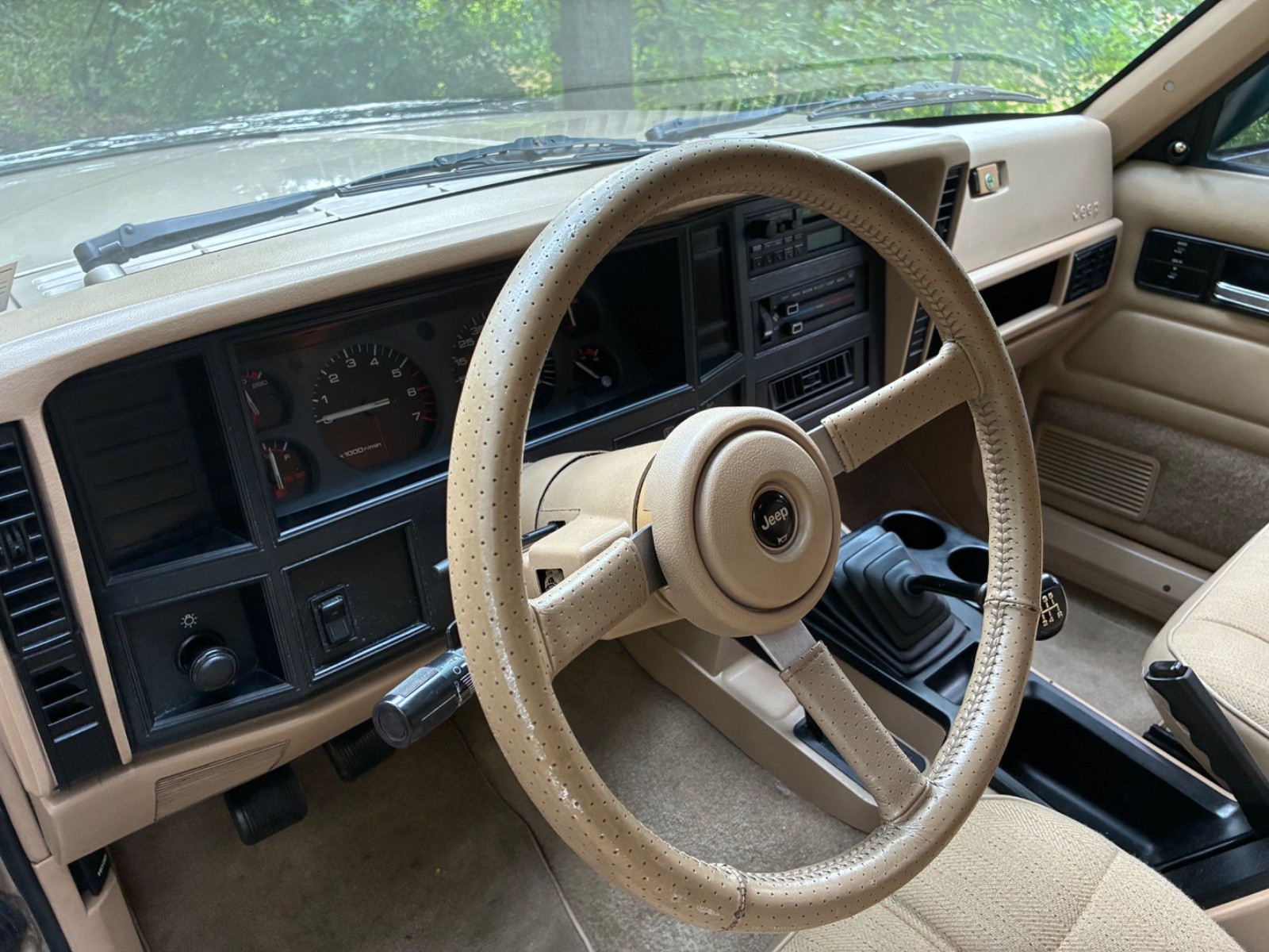 Jeep-Cherokee-1994-SUV-20