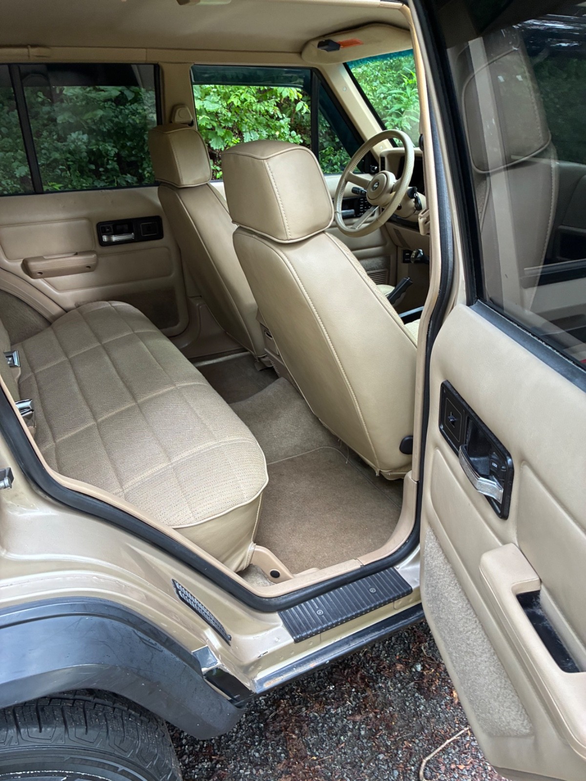 Jeep-Cherokee-1994-SUV-23