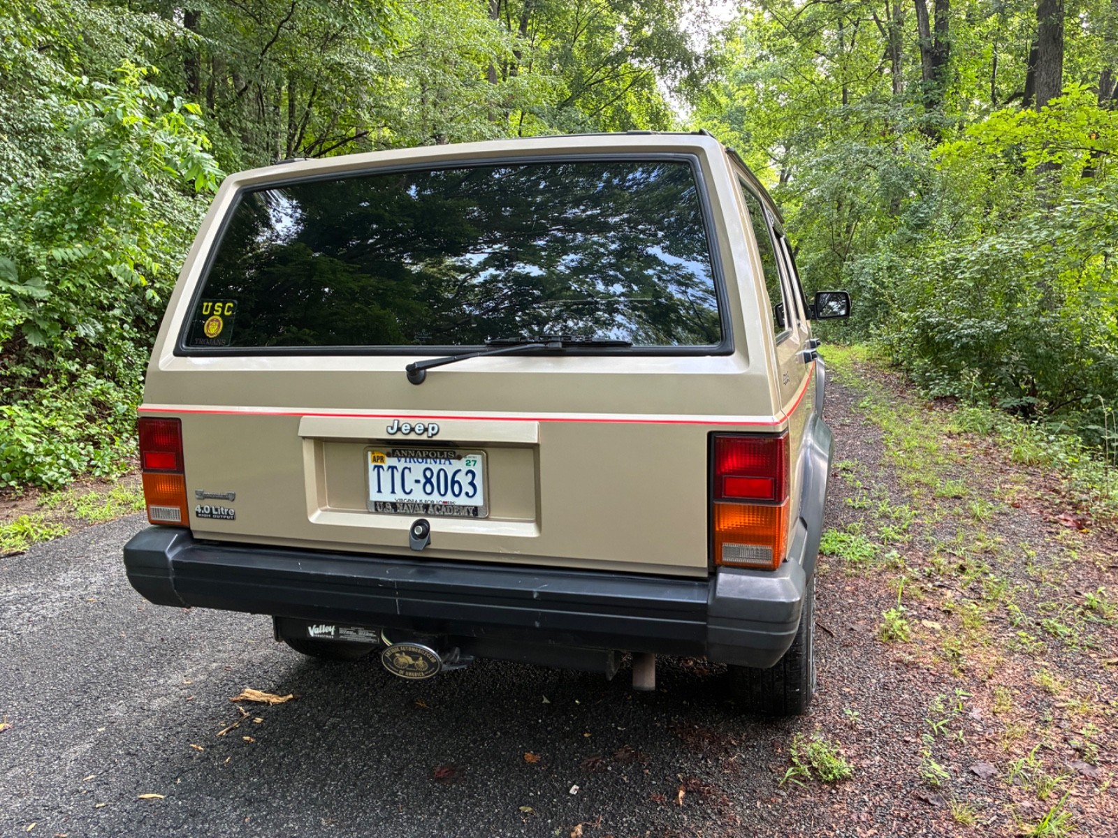 Jeep-Cherokee-1994-SUV-3