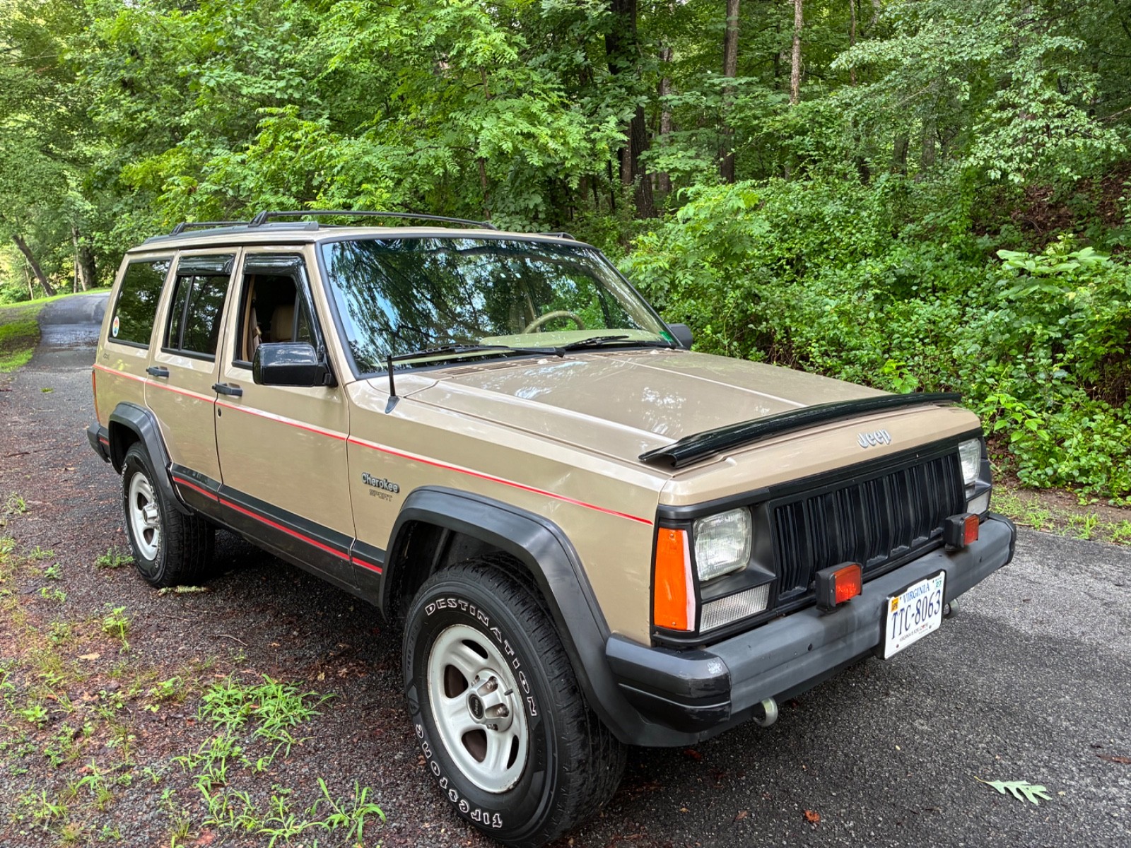 Jeep-Cherokee-1994-SUV-5