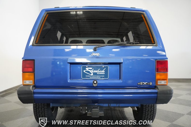 Jeep-Cherokee-1995-Brilliant-Blue-Metal-Gray-2