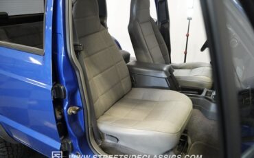 Jeep-Cherokee-1995-Brilliant-Blue-Metal-Gray-29