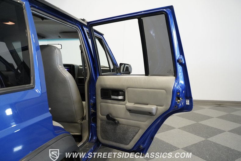 Jeep-Cherokee-1995-Brilliant-Blue-Metal-Gray-30