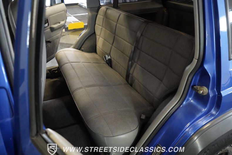 Jeep-Cherokee-1995-Brilliant-Blue-Metal-Gray-41