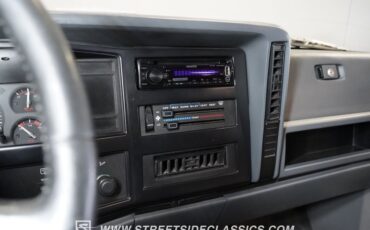 Jeep-Cherokee-1995-Brilliant-Blue-Metal-Gray-45