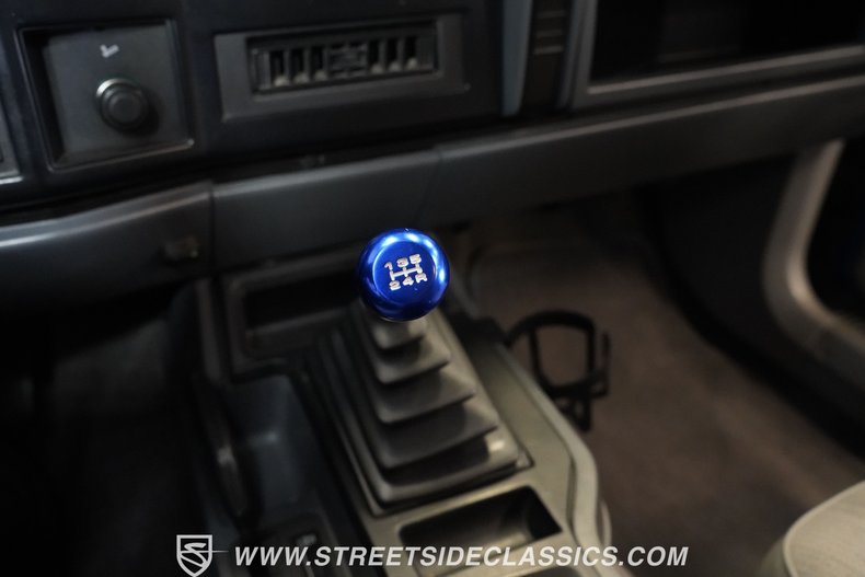 Jeep-Cherokee-1995-Brilliant-Blue-Metal-Gray-46