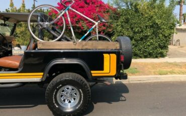Jeep-Cj-1982-Black-Tan-11