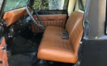 Jeep-Cj-1982-Black-Tan-14