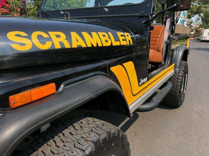Jeep-Cj-1982-Black-Tan-15