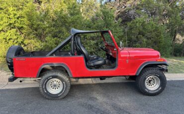 Jeep-Cj-8-scrambler-1981-red-1