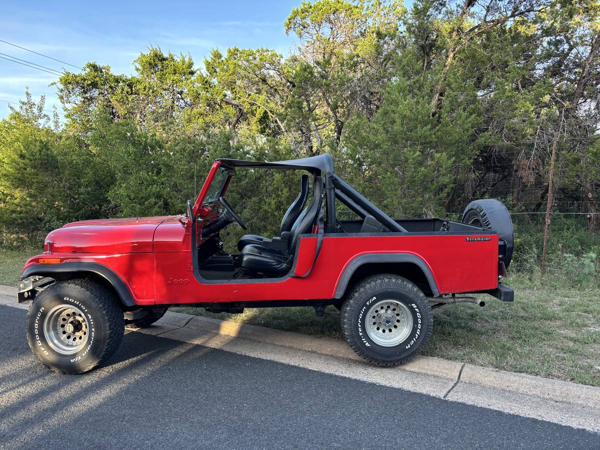 Jeep-Cj-8-scrambler-1981-red