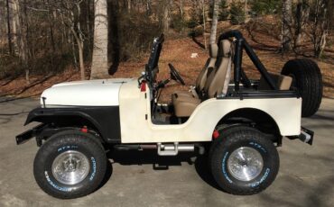 Jeep-Cj5-1972-Tan-Black-14