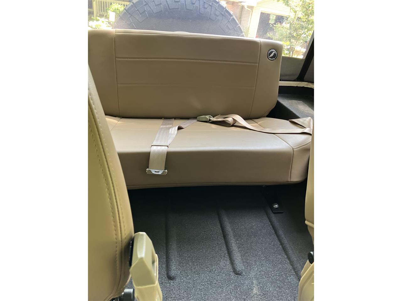 Jeep-Cj5-1972-Tan-Black-6