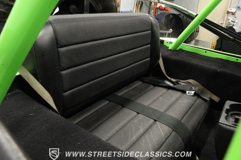 Jeep-Cj5-1976-Limelight-Green-Black-39