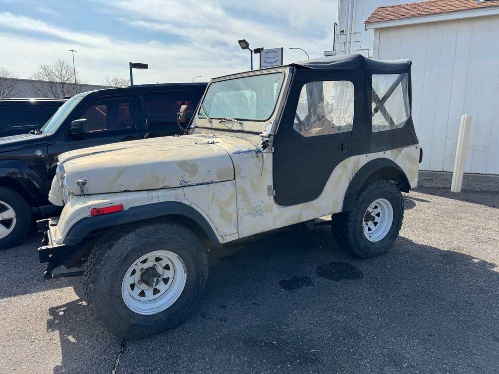 Jeep-Cj5-1976-white-2