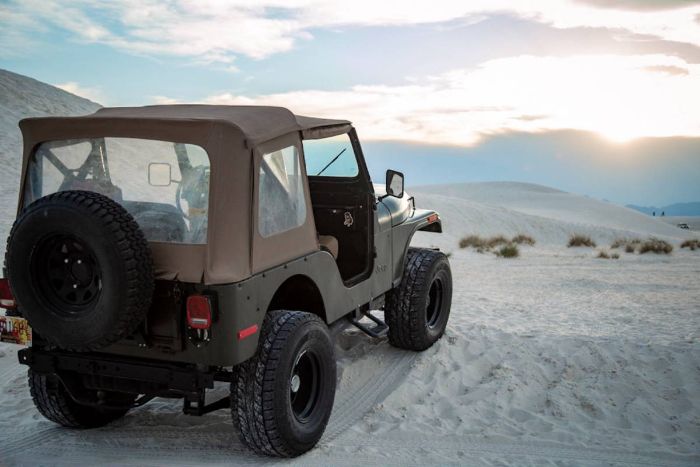 Jeep-Cj5-1977-Green-8