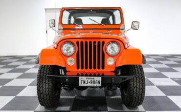 Jeep-Cj5-1977-Orange-Black-1